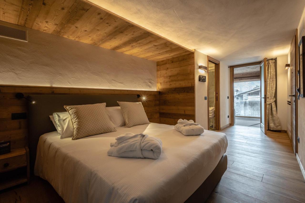 Les Plaisirs D'Antan Hotel Jovencan Bagian luar foto