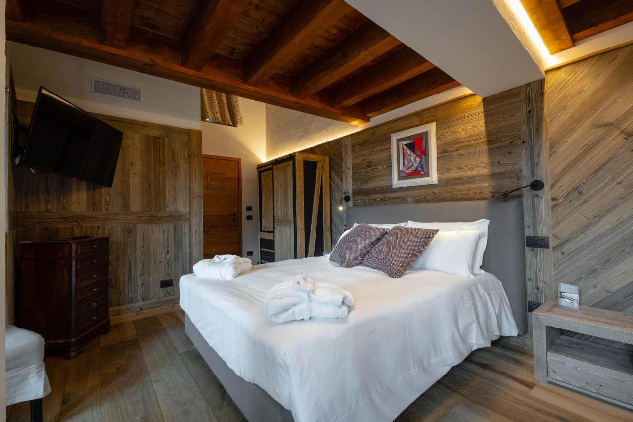 Les Plaisirs D'Antan Hotel Jovencan Bagian luar foto